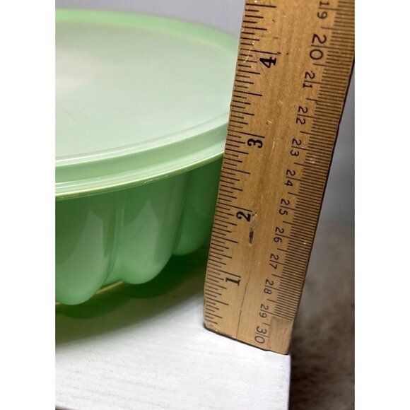 Tupperware Vintage Jello Mold Lime Green With Lid And Insert - Picture 10 of 11